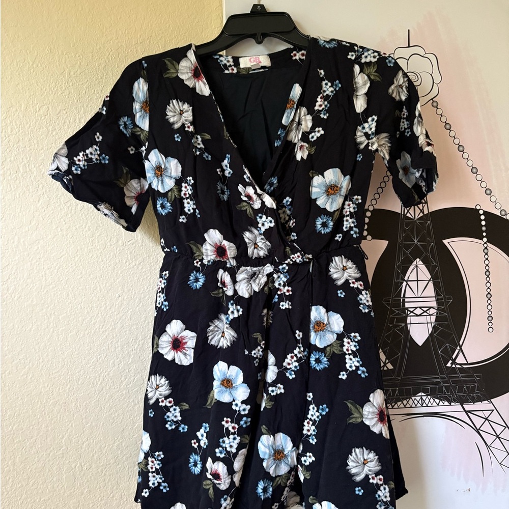 Gianni Bini Black Floral Dress